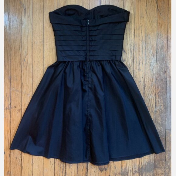 Marc Jacobs Strapless 100% Silk Black Cocktail Dress Sweatheart Neckline - Picture 5 of 6